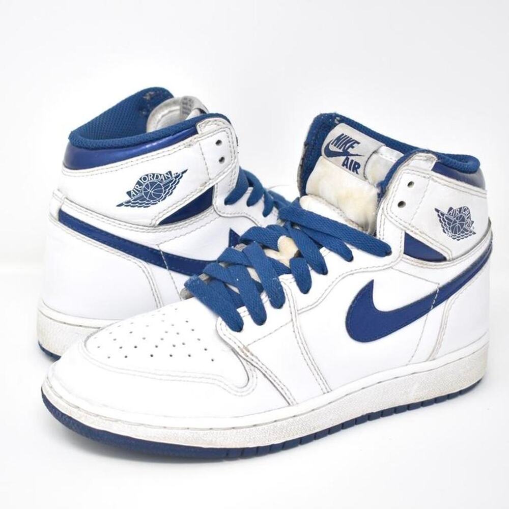 2016 Jordan 1 High “Metallic Navy”